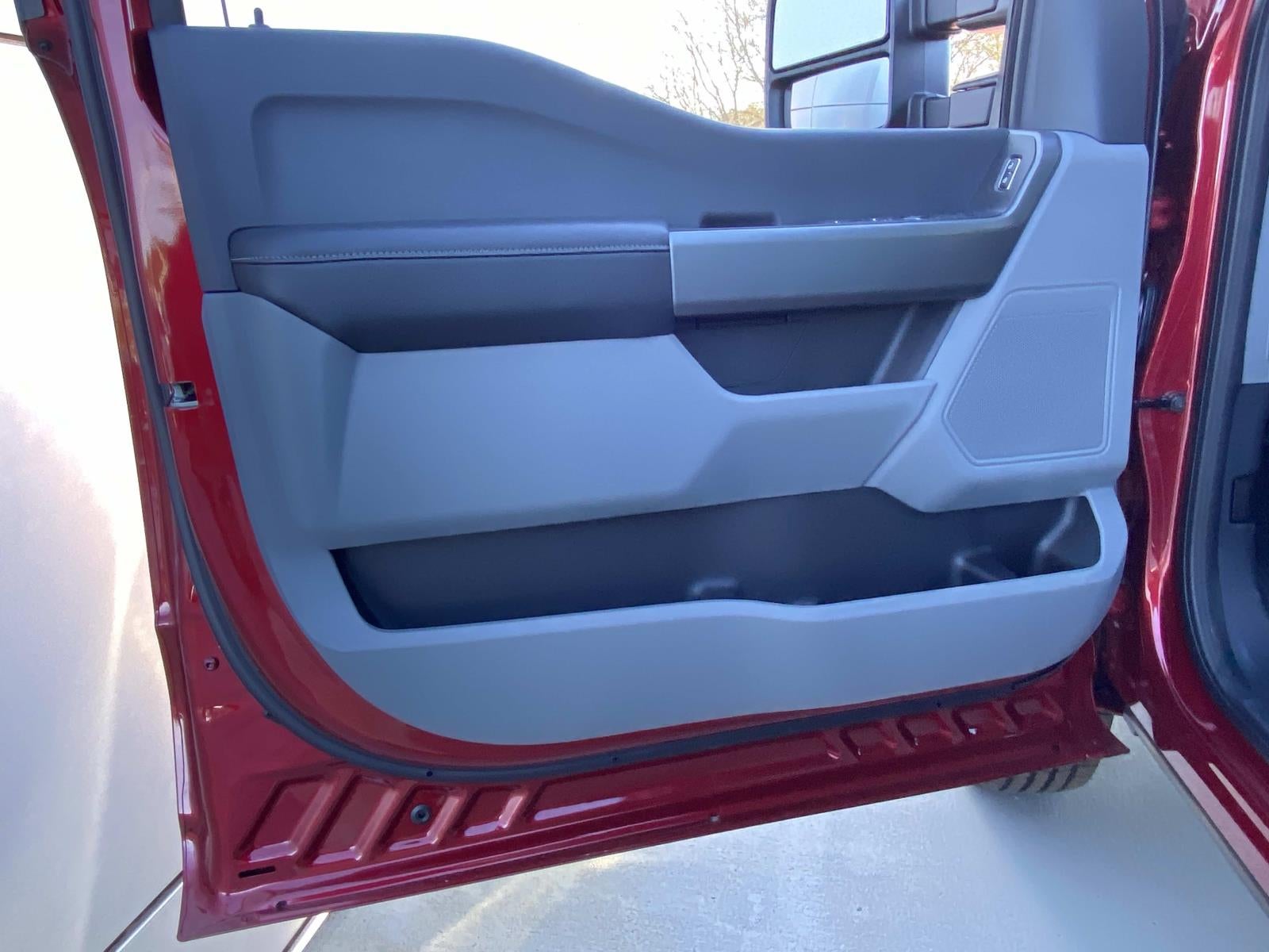 2026 Ford Super Duty F-350 DRW XLT