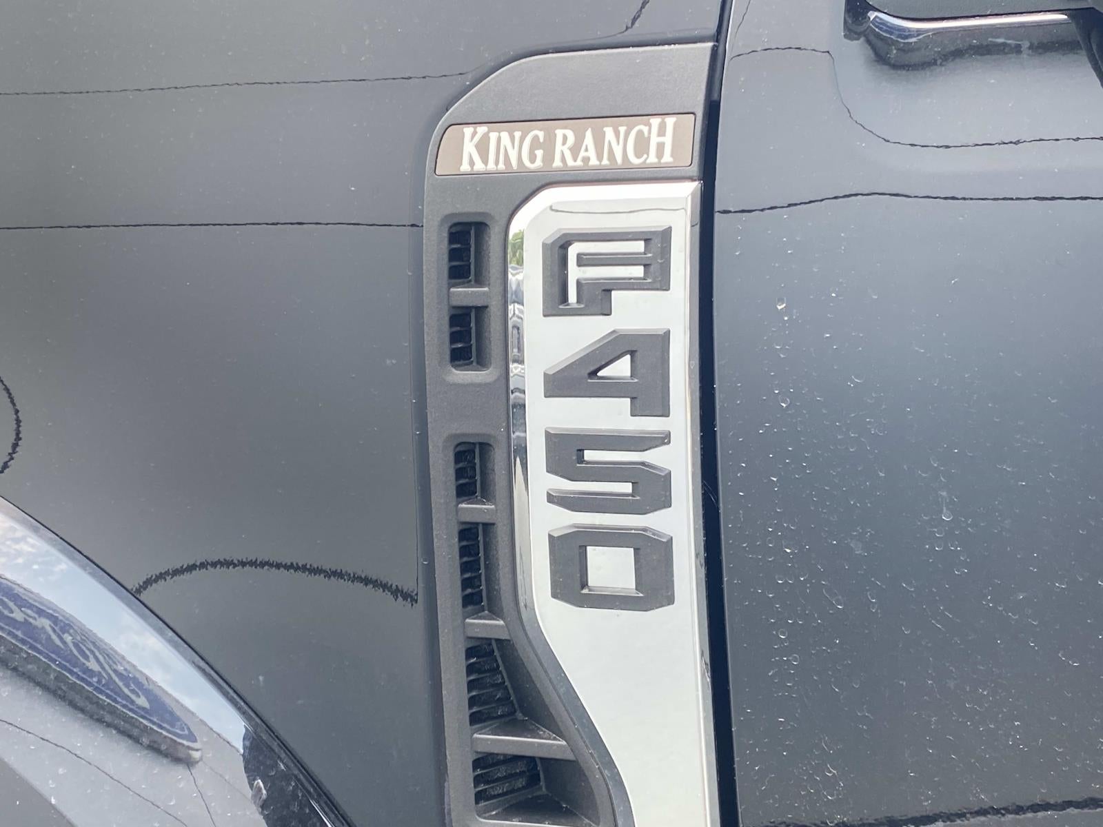 2026 Ford Super Duty F-450 DRW King Ranch 4WD Crew Cab 8' Box