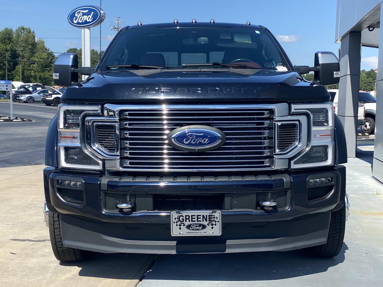 2022 Ford Super Duty F-450 DRW Platinum 4WD Crew Cab 8' Box