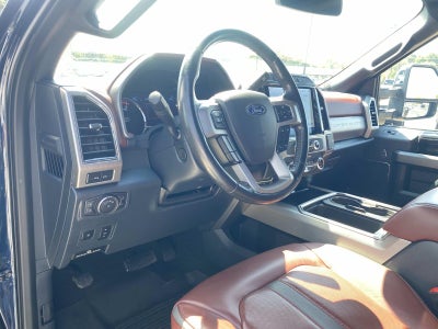 2022 Ford Super Duty F-450 DRW Platinum 4WD Crew Cab 8' Box