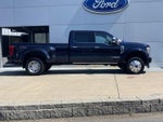 2022 Ford Super Duty F-450 DRW Platinum 4WD Crew Cab 8' Box