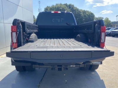 2022 Ford Super Duty F-450 DRW Platinum 4WD Crew Cab 8' Box