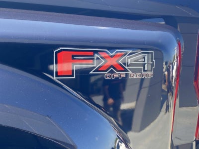 2022 Ford Super Duty F-450 DRW Platinum 4WD Crew Cab 8' Box