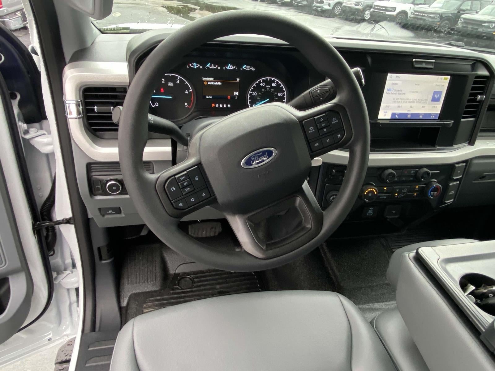 2025 Ford Super Duty F-250 SRW XL