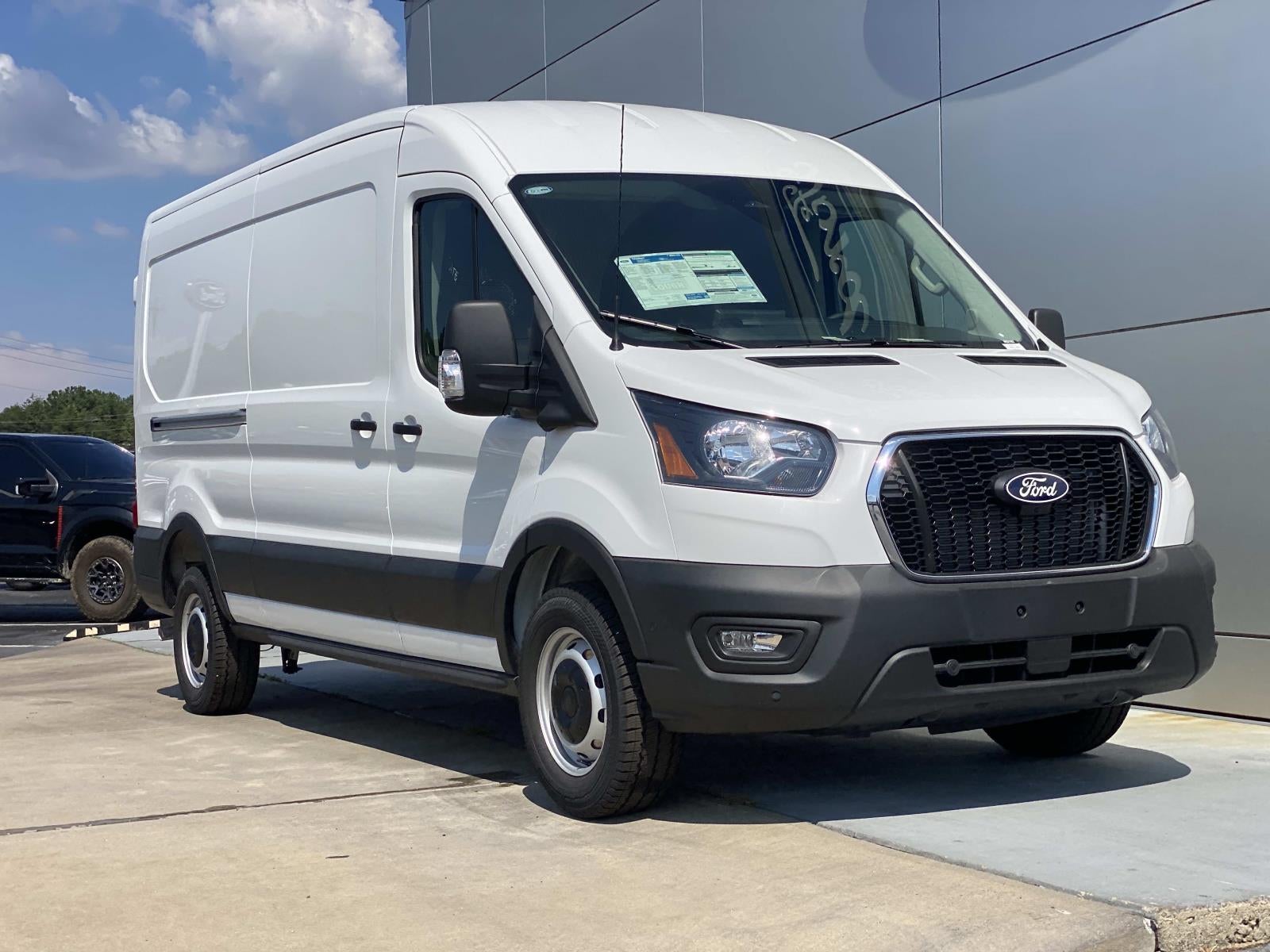2026 Ford Transit Cargo Van Base