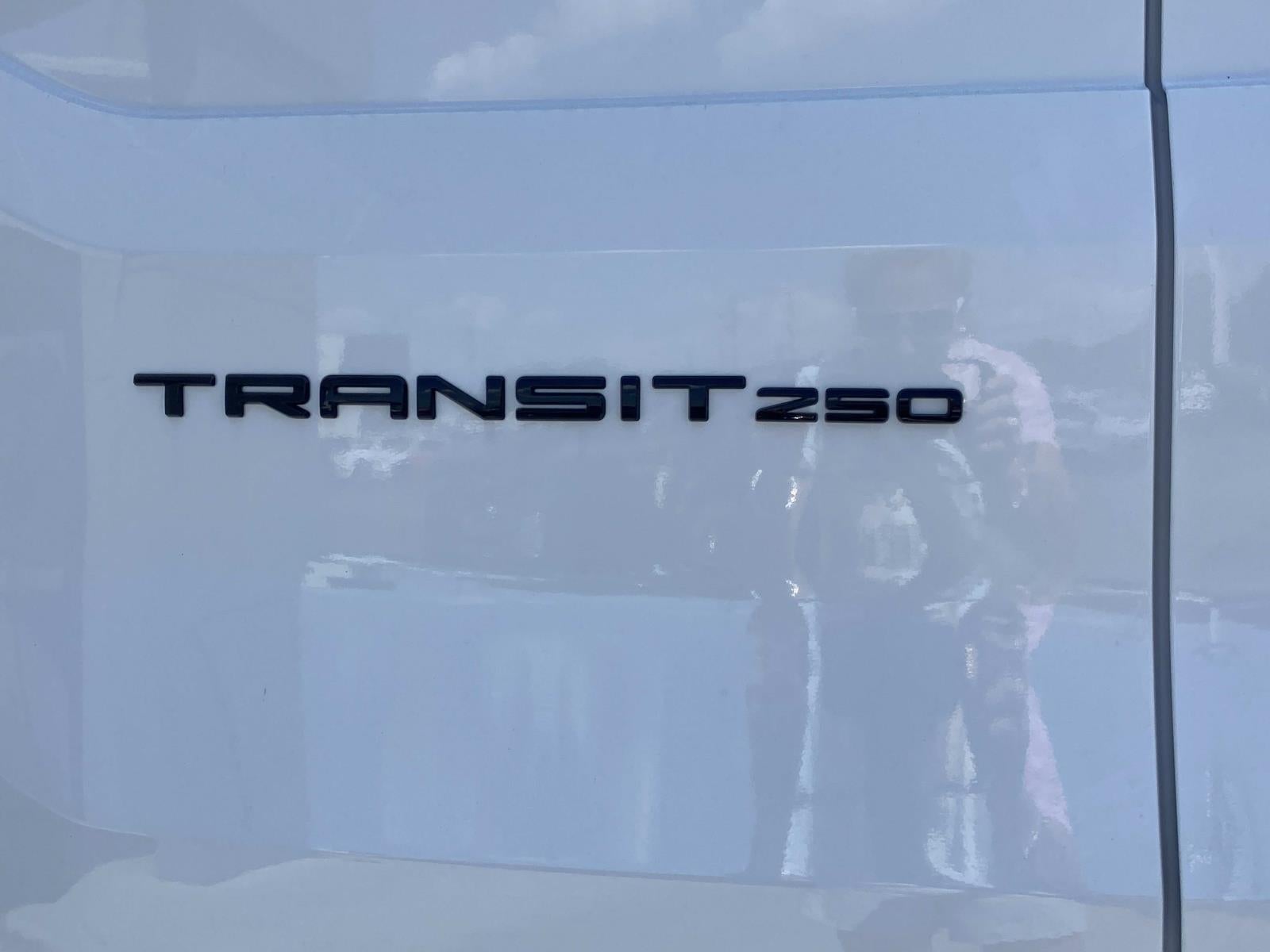 2026 Ford Transit Cargo Van Base