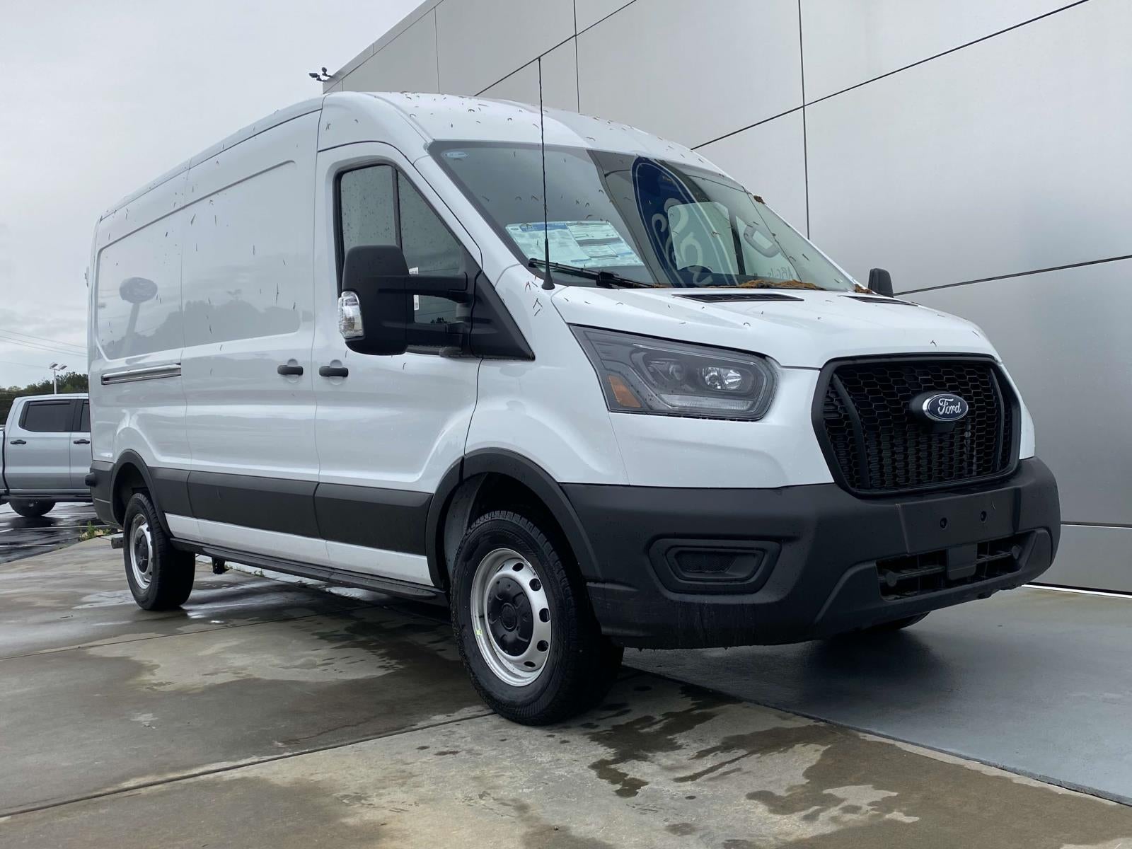 2025 Ford Transit Cargo Van Base