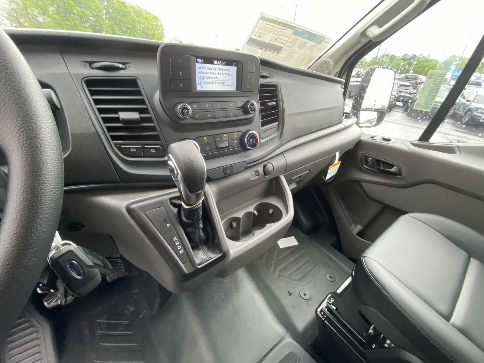 2025 Ford Transit Cargo Van Base