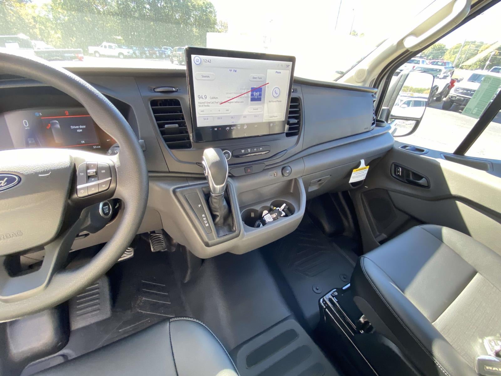 2026 Ford Transit Cargo Van Base