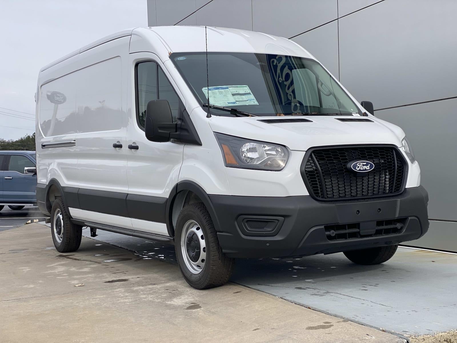 2026 Ford Transit Cargo Van Base