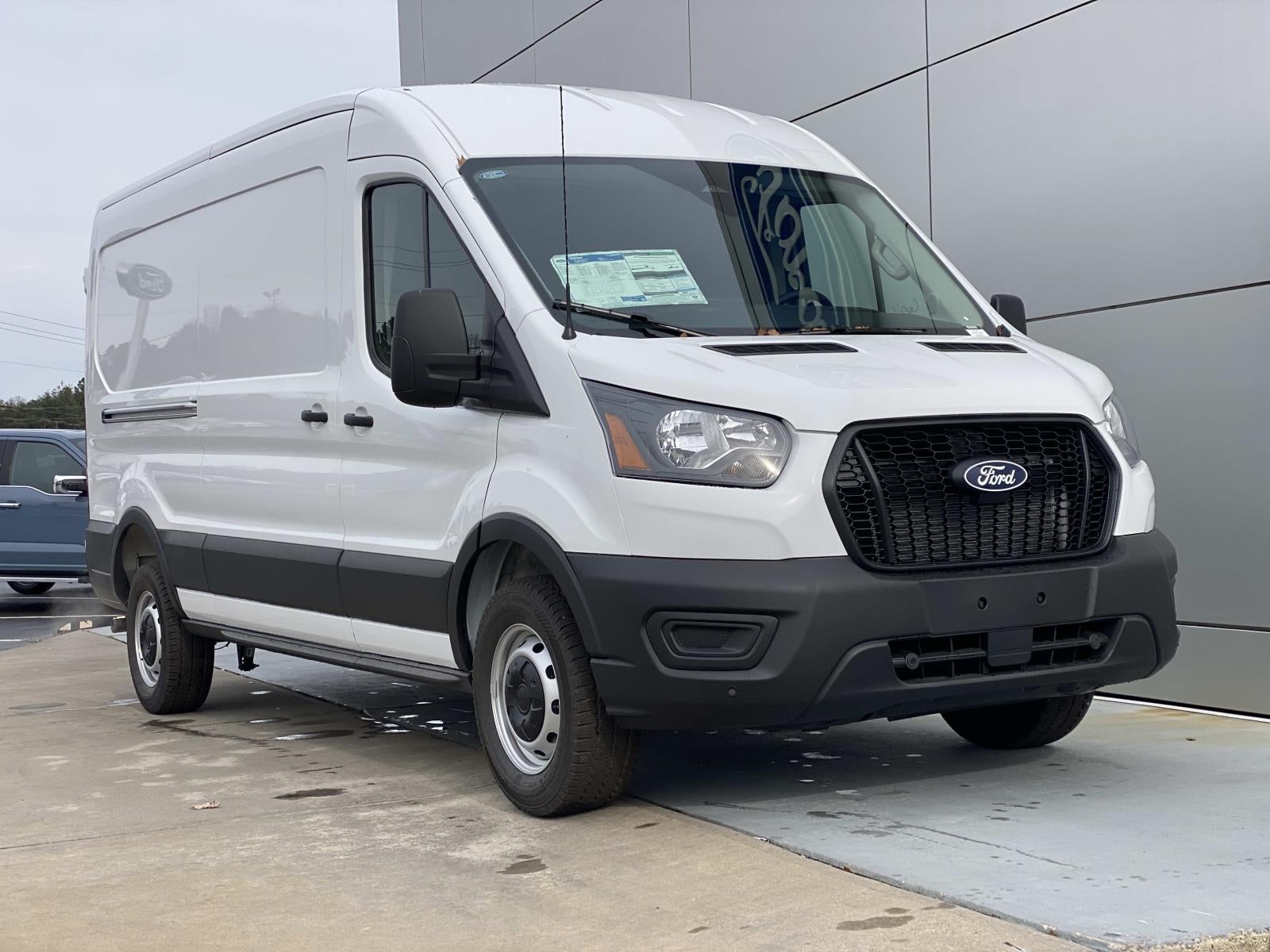2026 Ford Transit Cargo Van Base