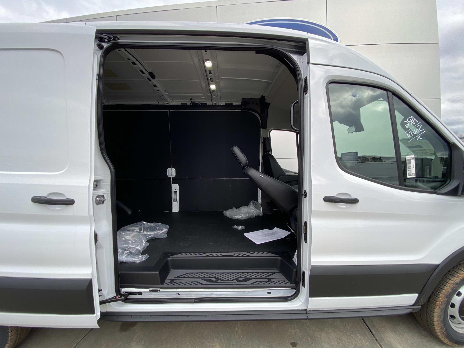 2026 Ford Transit Cargo Van Base