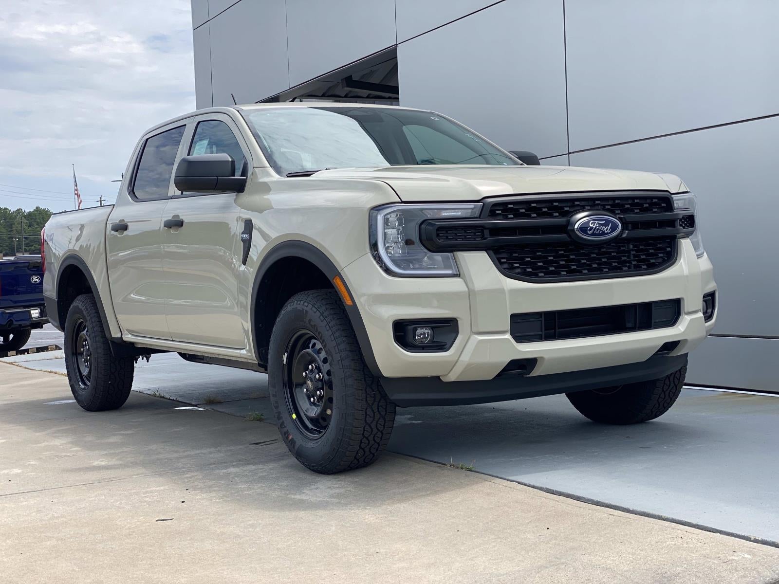 2026 Ford Ranger XL 4WD SuperCrew 5' Box