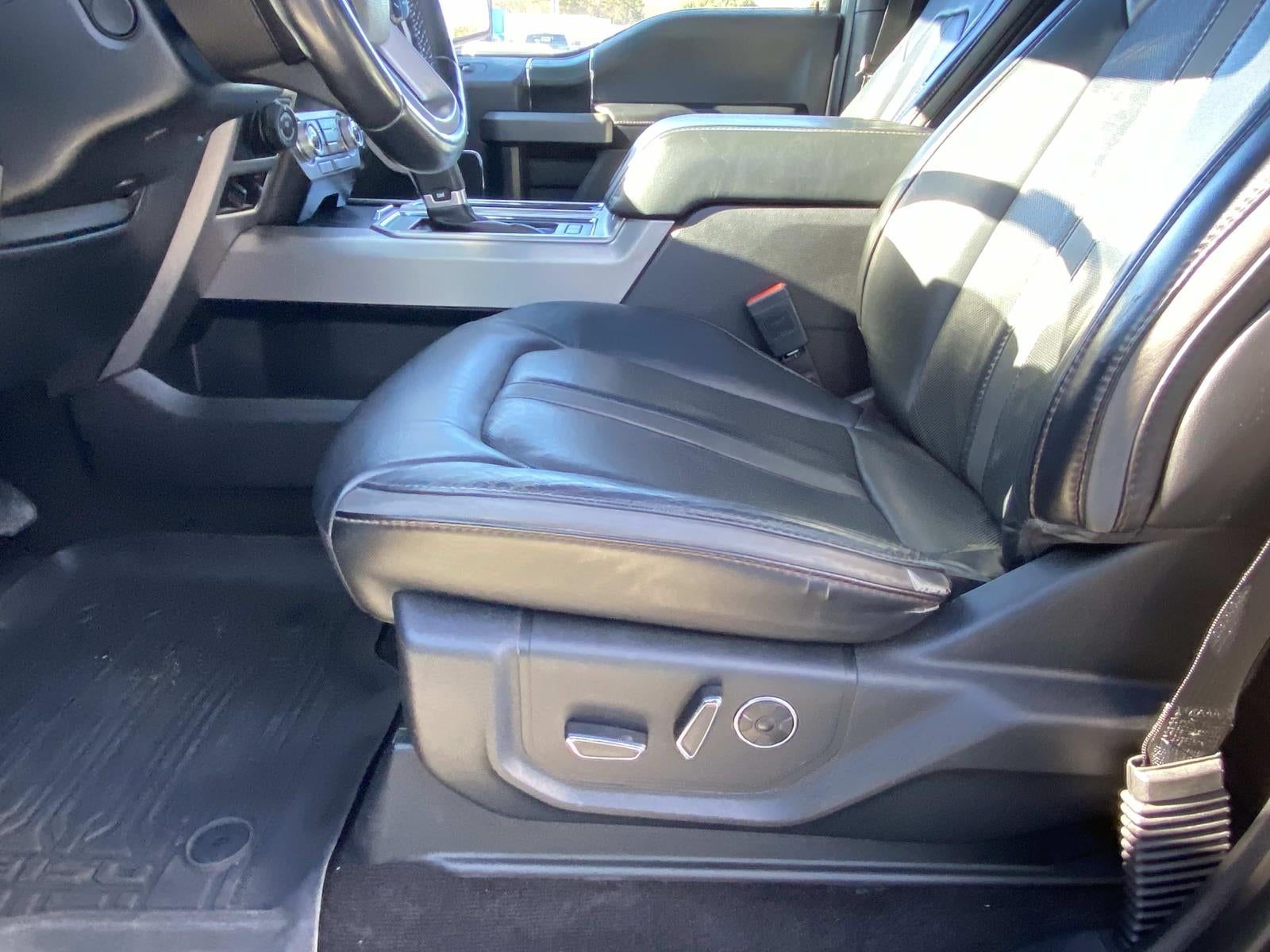 2020 Ford F-150 Platinum 4WD SuperCrew 5.5' Box