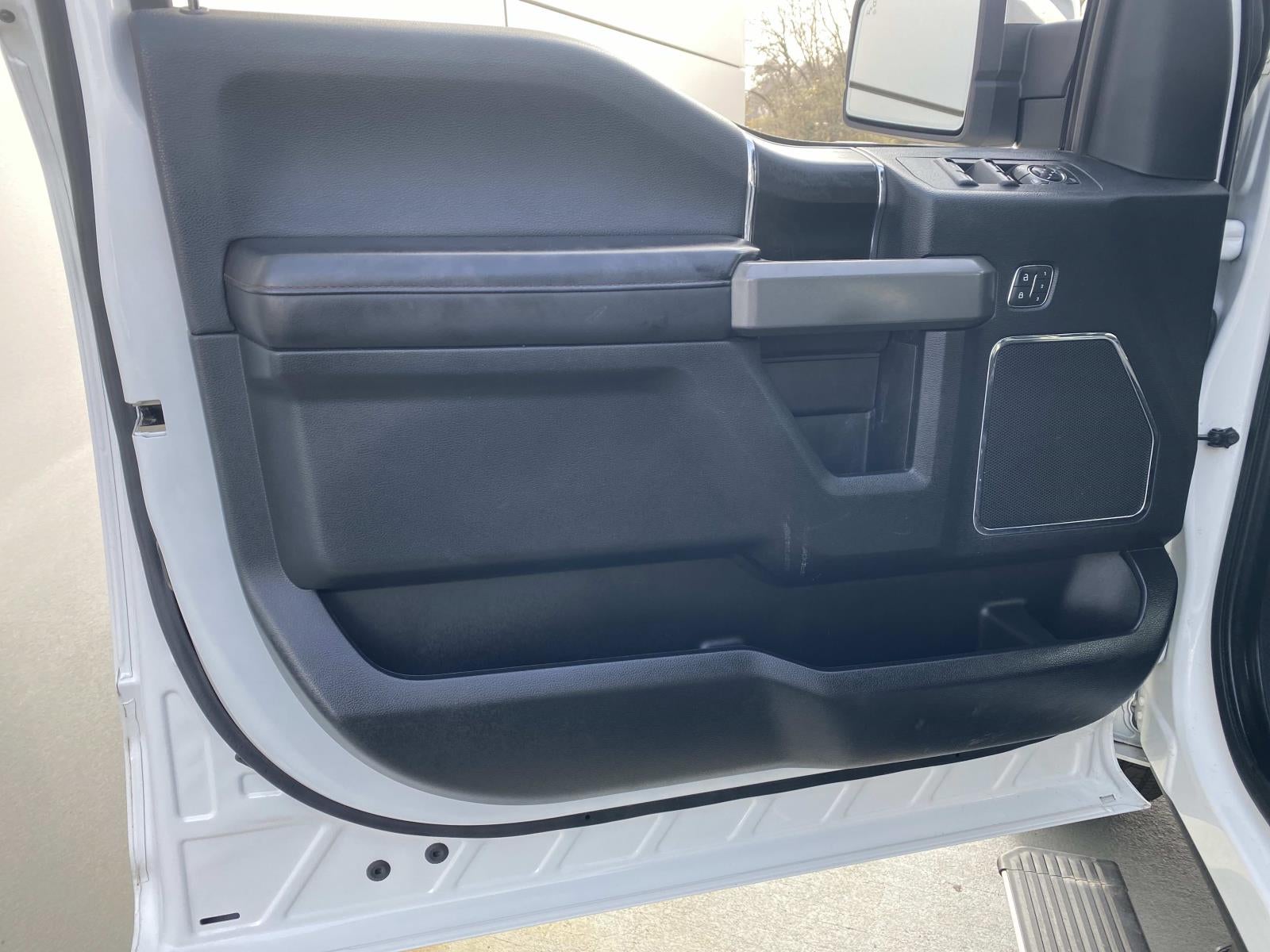 2020 Ford F-150 Platinum 4WD SuperCrew 5.5' Box