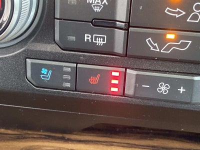 2020 Ford F-150 LARIAT 4WD SuperCrew 5.5' Box