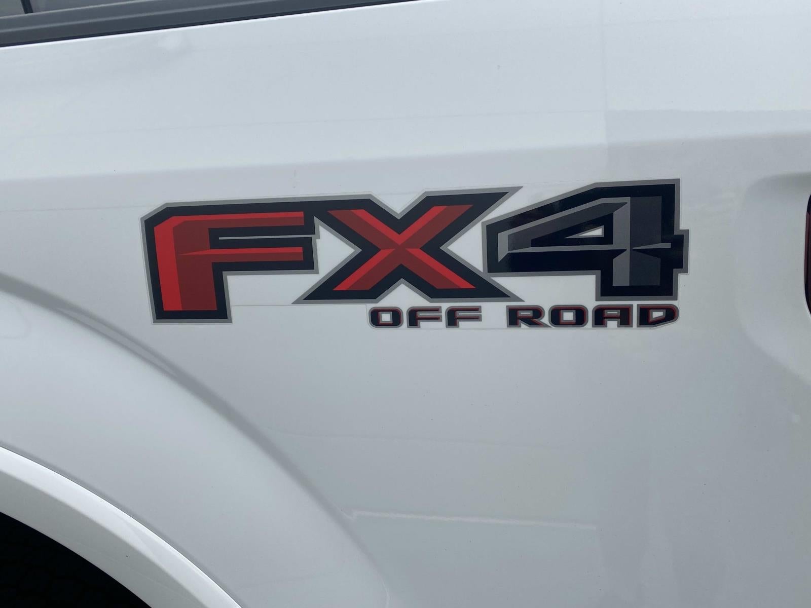 2020 Ford F-150 LARIAT 4WD SuperCrew 5.5' Box