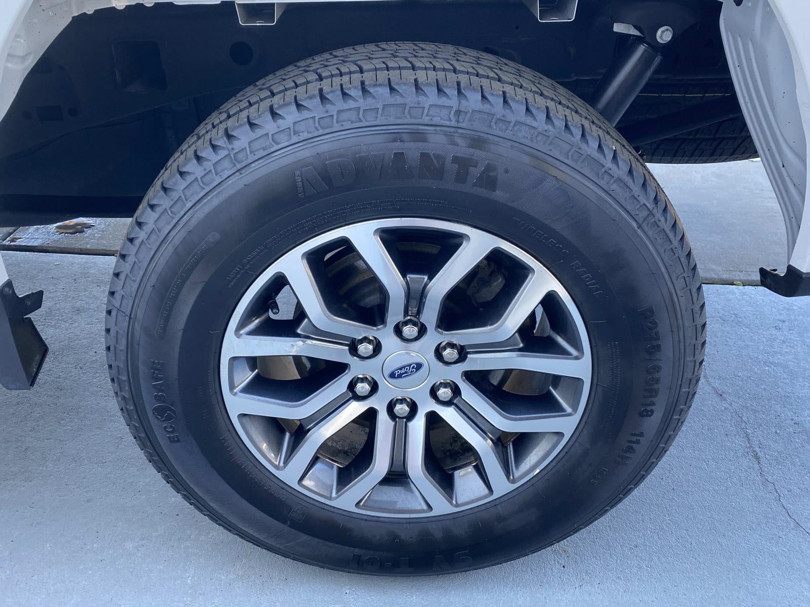 2022 Ford F-150 LARIAT 4WD SuperCrew 5.5' Box