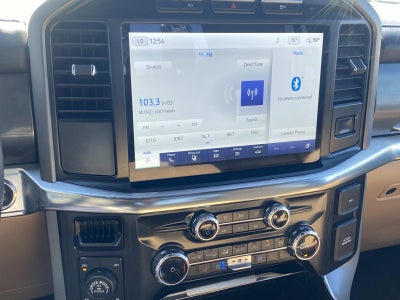 2022 Ford F-150 LARIAT 4WD SuperCrew 5.5' Box