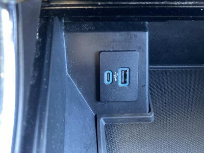 2022 Ford F-150 LARIAT 4WD SuperCrew 5.5' Box