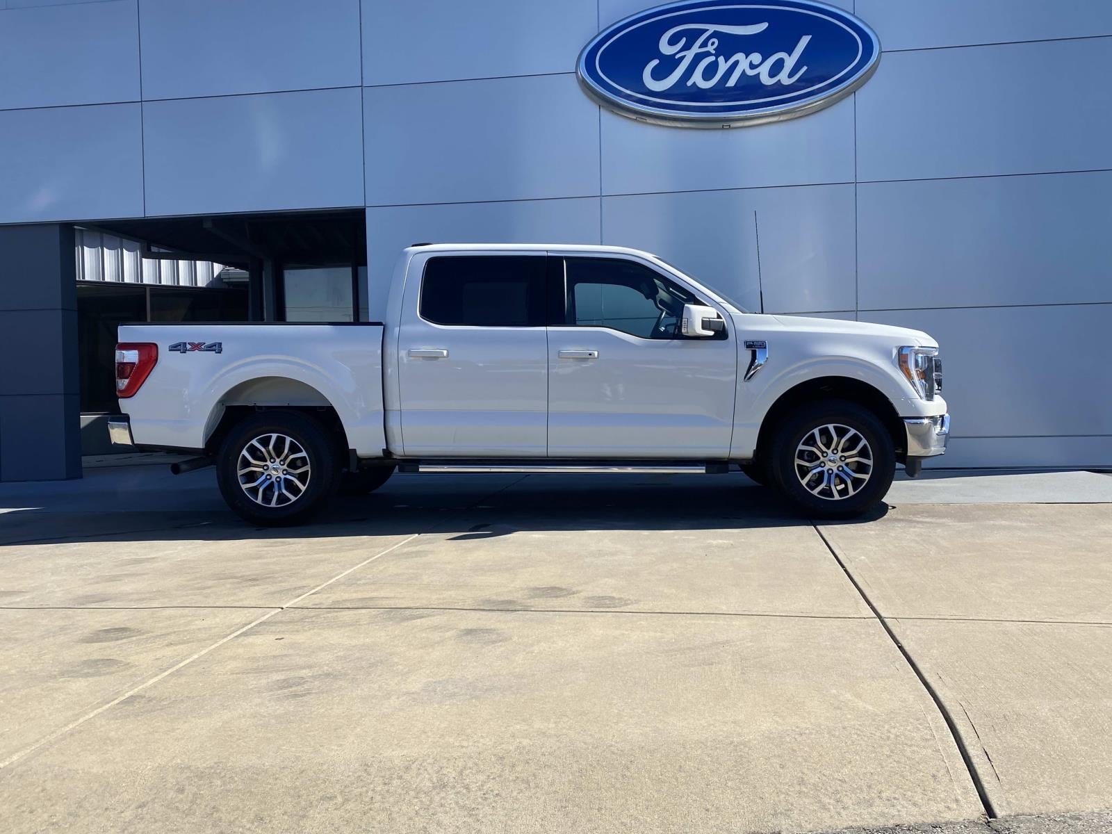 2022 Ford F-150 LARIAT 4WD SuperCrew 5.5' Box