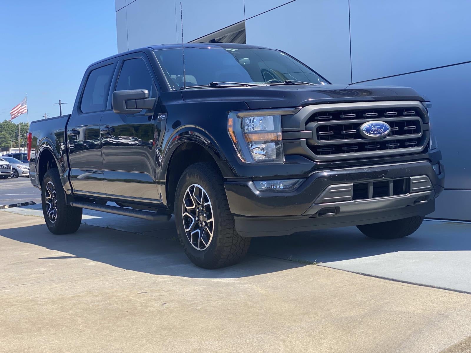 2023 Ford F-150 XLT 4WD SuperCrew 5.5' Box