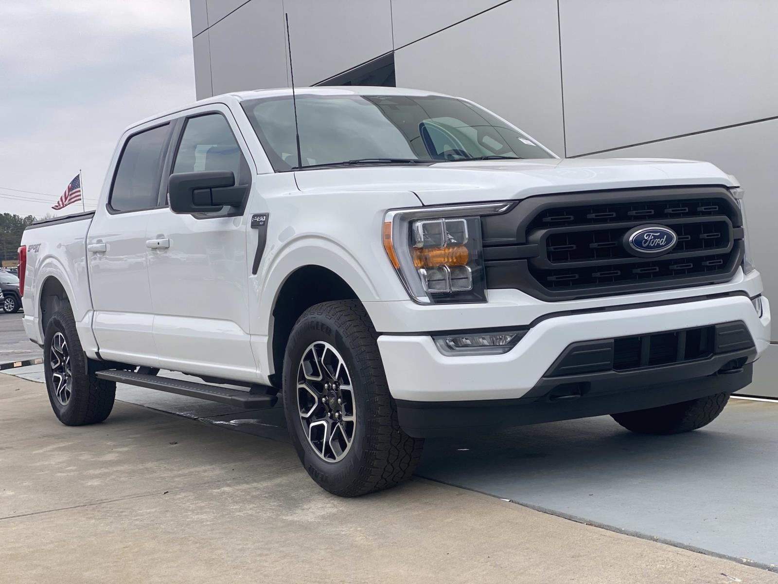 2023 Ford F-150 XLT 4WD SuperCrew 5.5' Box