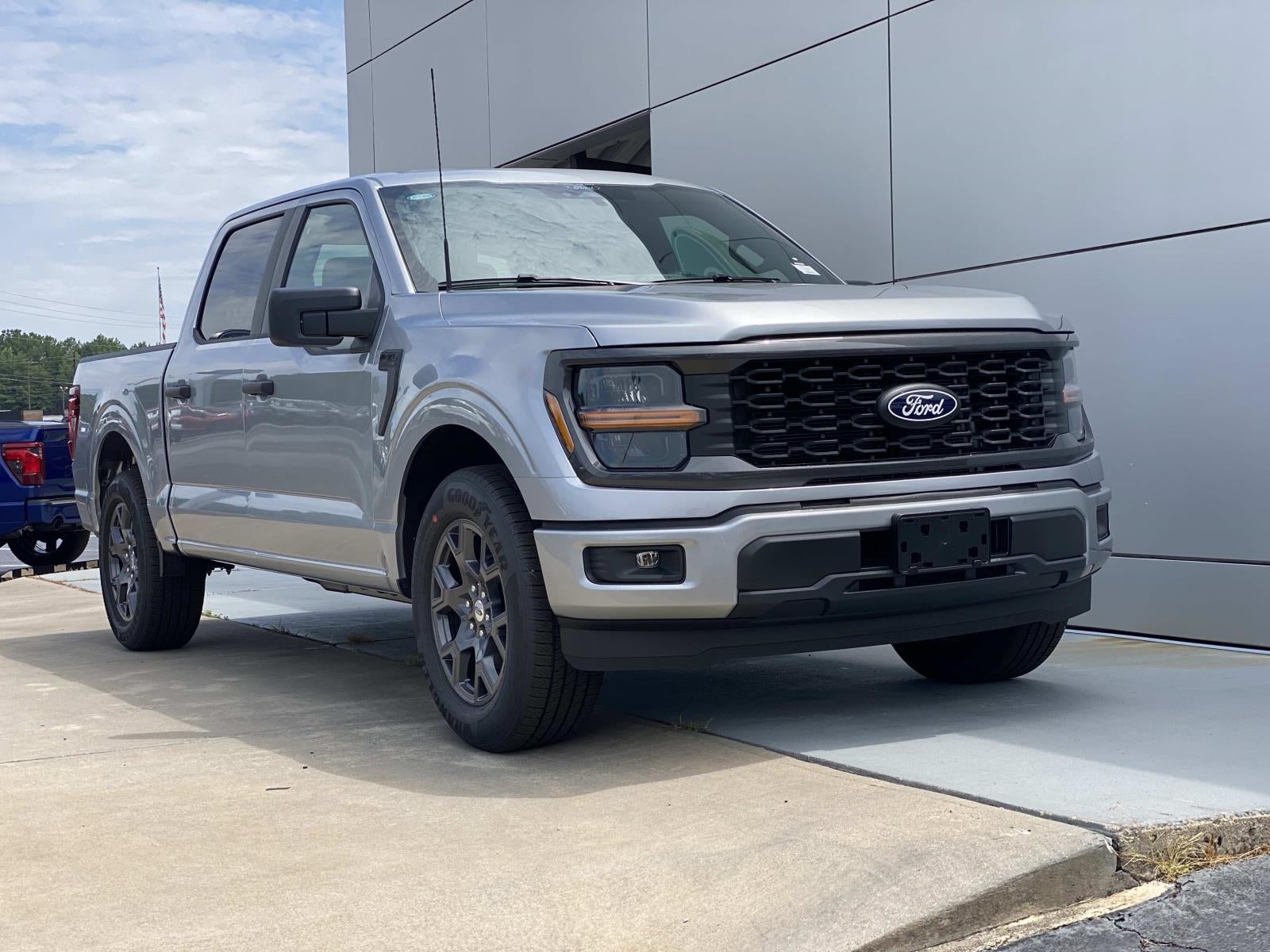 2026 Ford F-150 STX 2WD SuperCrew 5.5' Box