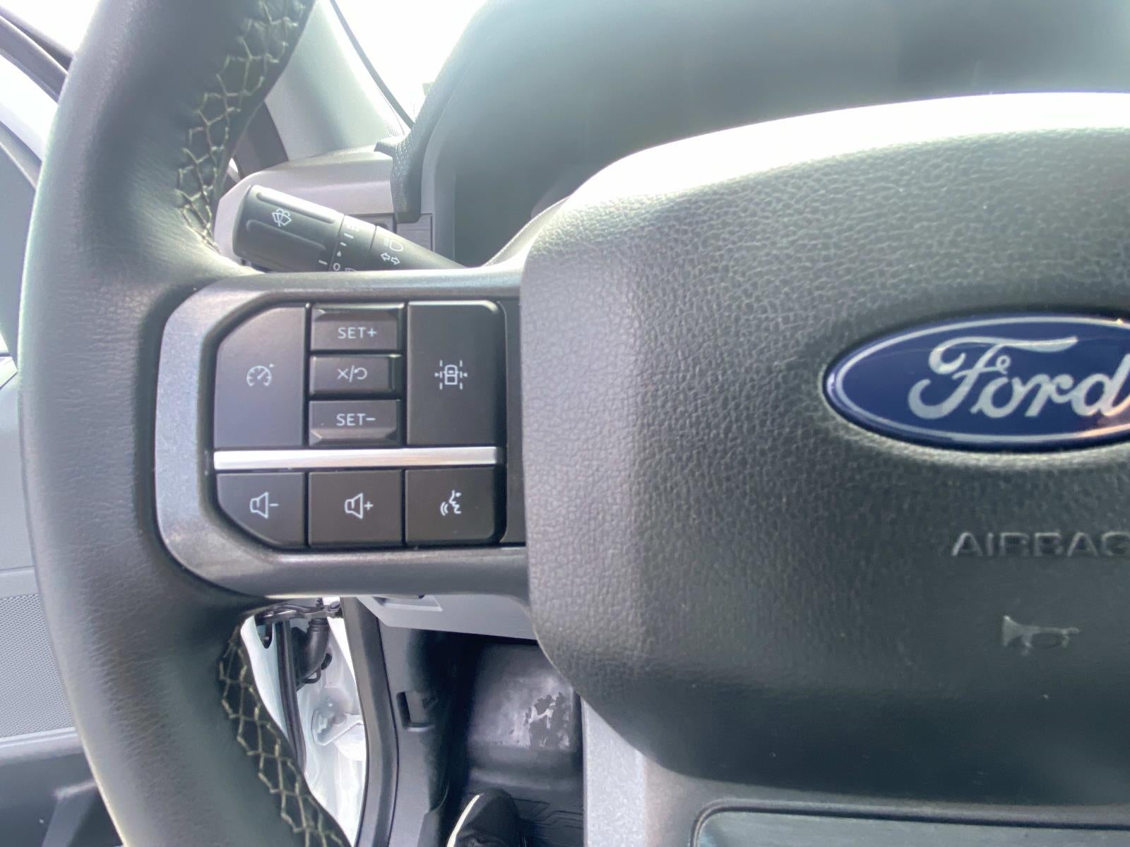 2025 Ford F-150 XLT 4WD SuperCrew 5.5' Box