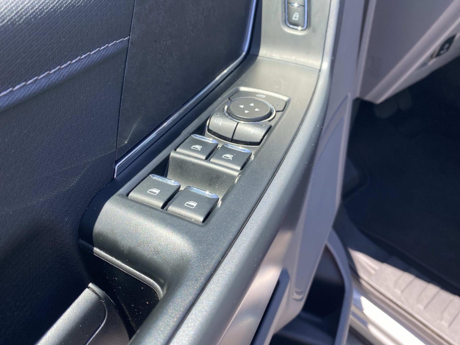 2025 Ford F-150 XLT 4WD SuperCrew 5.5' Box