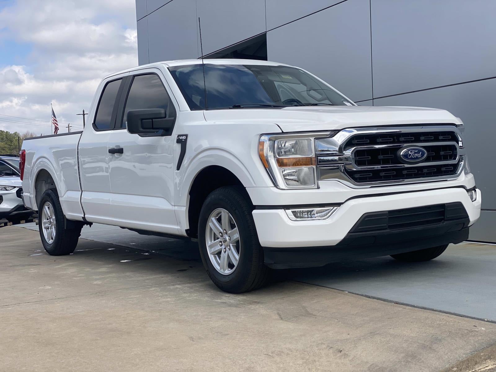 2022 Ford F-150 XL 2WD SuperCab 6.5' Box