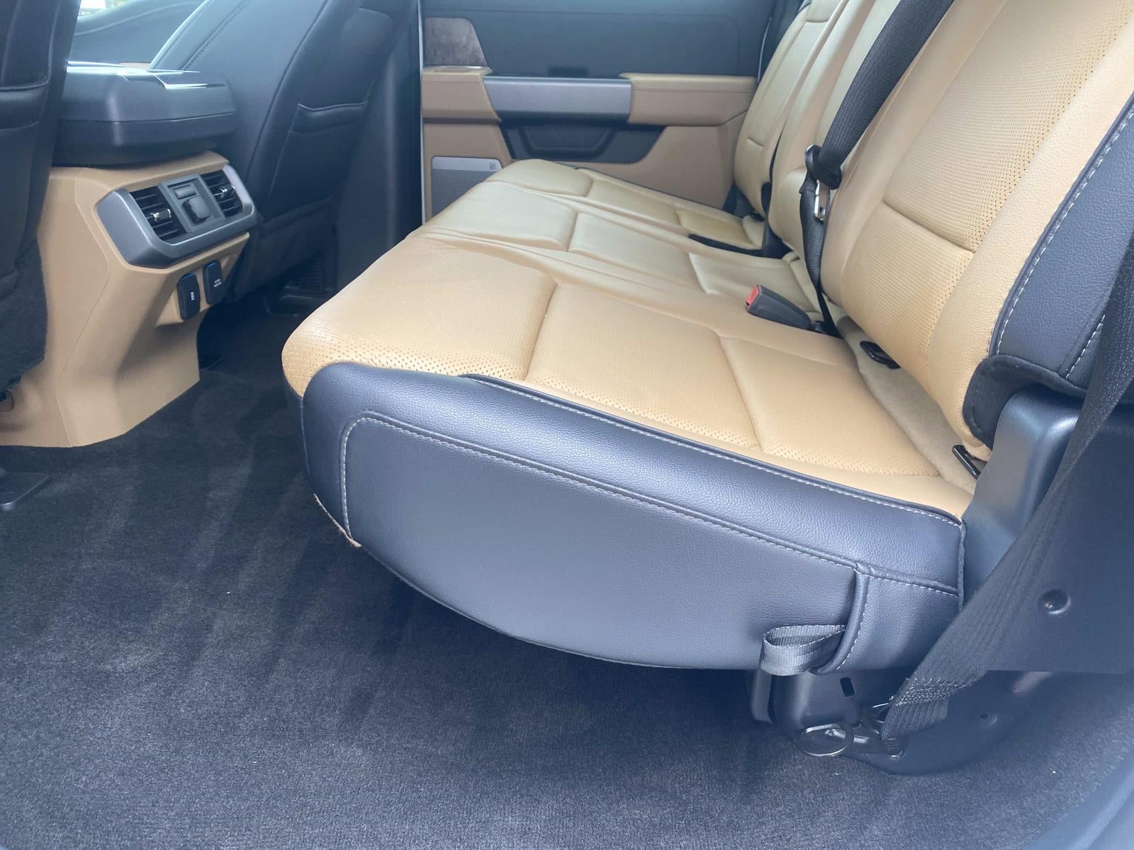 2021 Ford F-150 LARIAT 4WD SuperCrew 5.5' Box