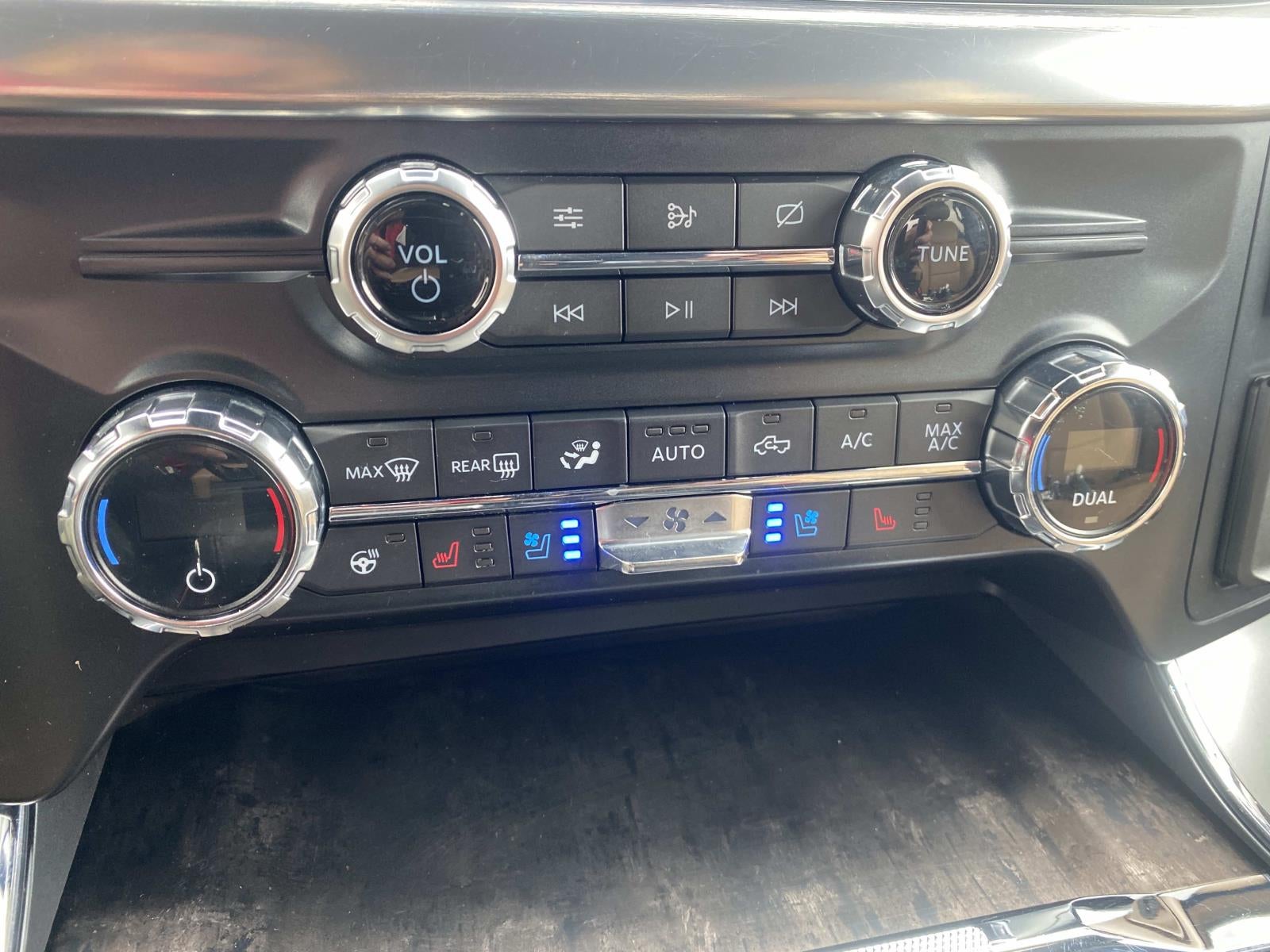 2021 Ford F-150 LARIAT 4WD SuperCrew 5.5' Box