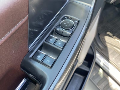 2022 Ford F-150 LARIAT 4WD SuperCrew 5.5' Box