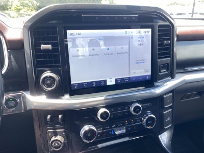 2022 Ford F-150 LARIAT 4WD SuperCrew 5.5' Box