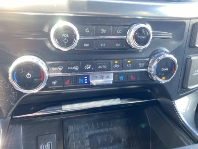 2022 Ford F-150 LARIAT 4WD SuperCrew 5.5' Box