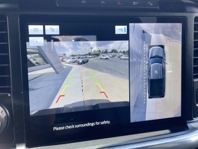 2022 Ford F-150 LARIAT 4WD SuperCrew 5.5' Box