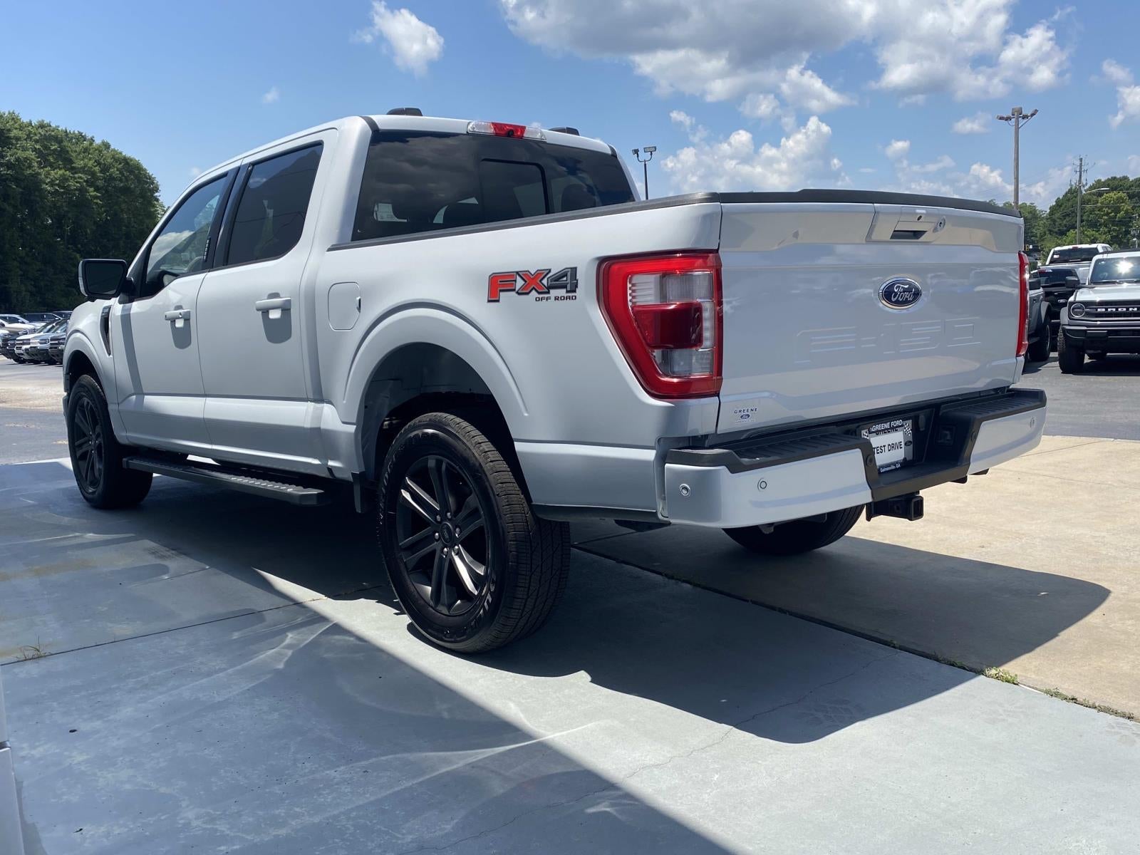 2022 Ford F-150 LARIAT 4WD SuperCrew 5.5' Box