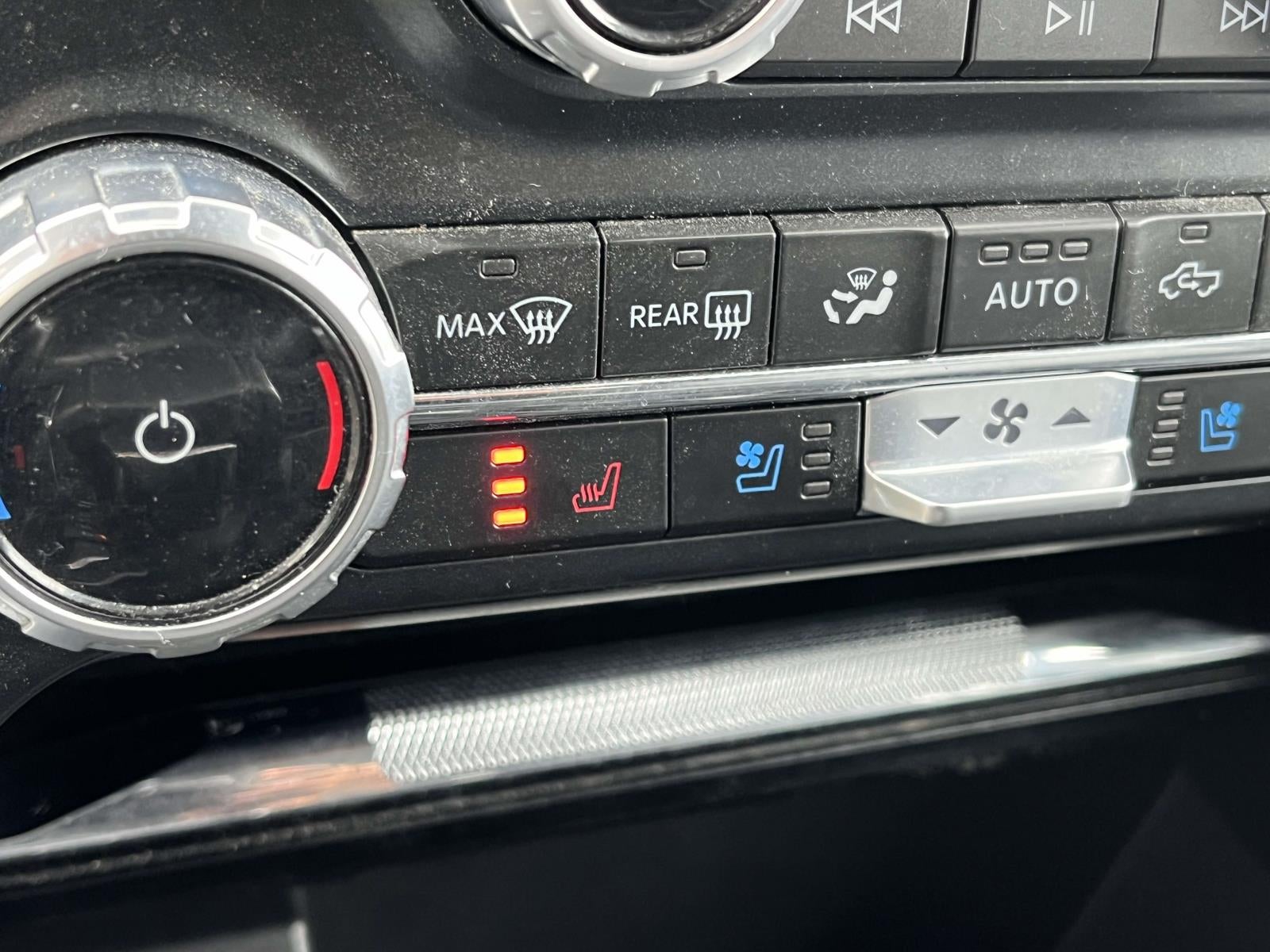 2023 Ford F-150 LARIAT 4WD SuperCrew 5.5' Box