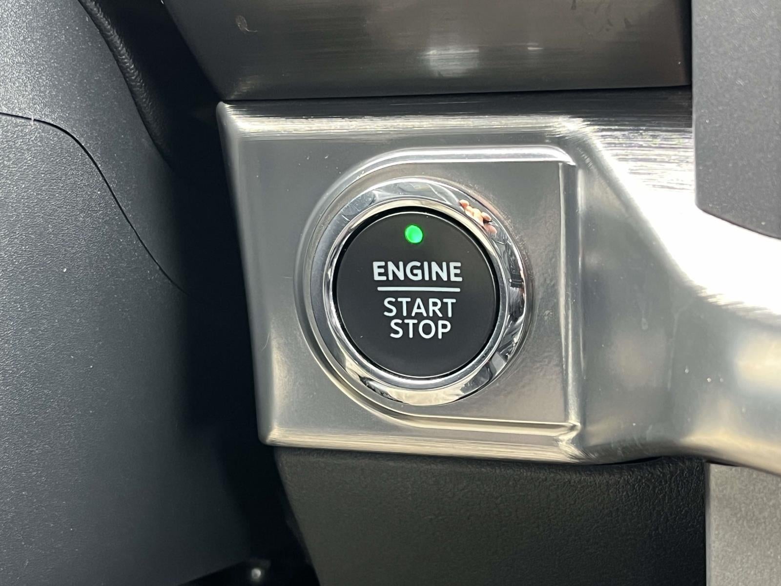 2023 Ford F-150 LARIAT 4WD SuperCrew 5.5' Box