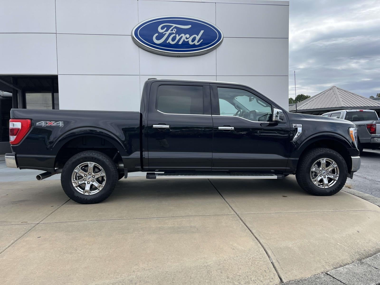 2023 Ford F-150 LARIAT 4WD SuperCrew 5.5' Box