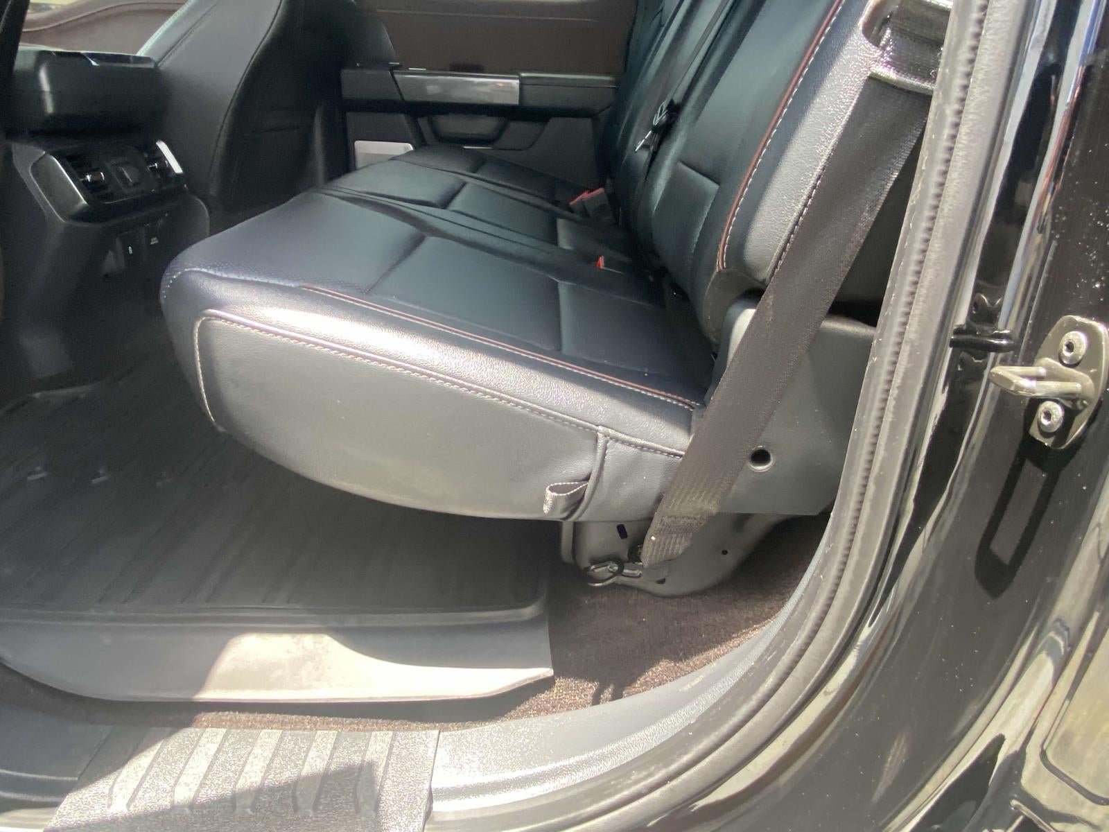 2022 Ford F-150 LARIAT 4WD SuperCrew 5.5' Box