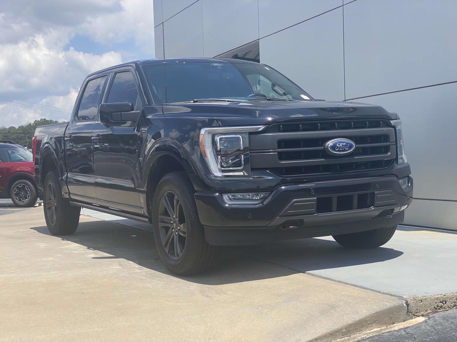 2022 Ford F-150 LARIAT 4WD SuperCrew 5.5' Box