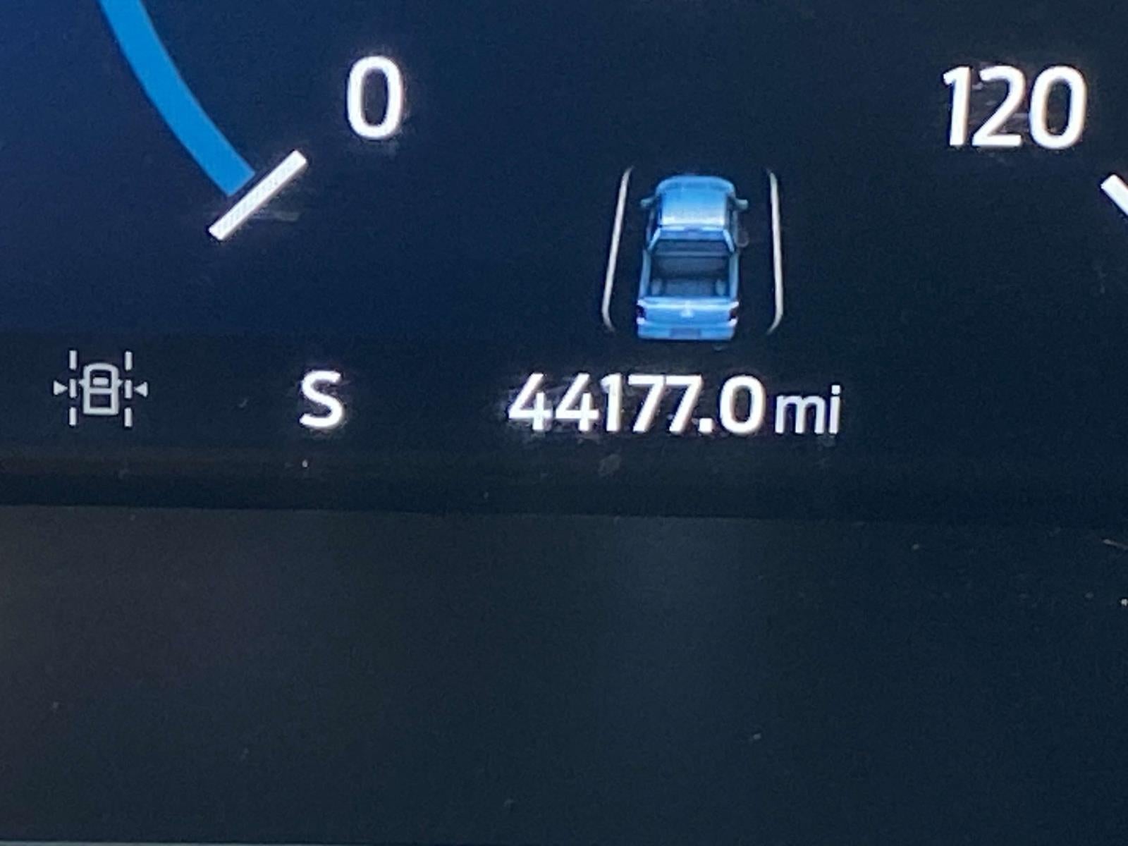 2022 Ford F-150 LARIAT 4WD SuperCrew 5.5' Box