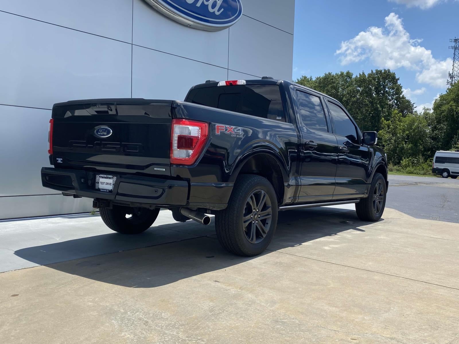 2022 Ford F-150 LARIAT 4WD SuperCrew 5.5' Box