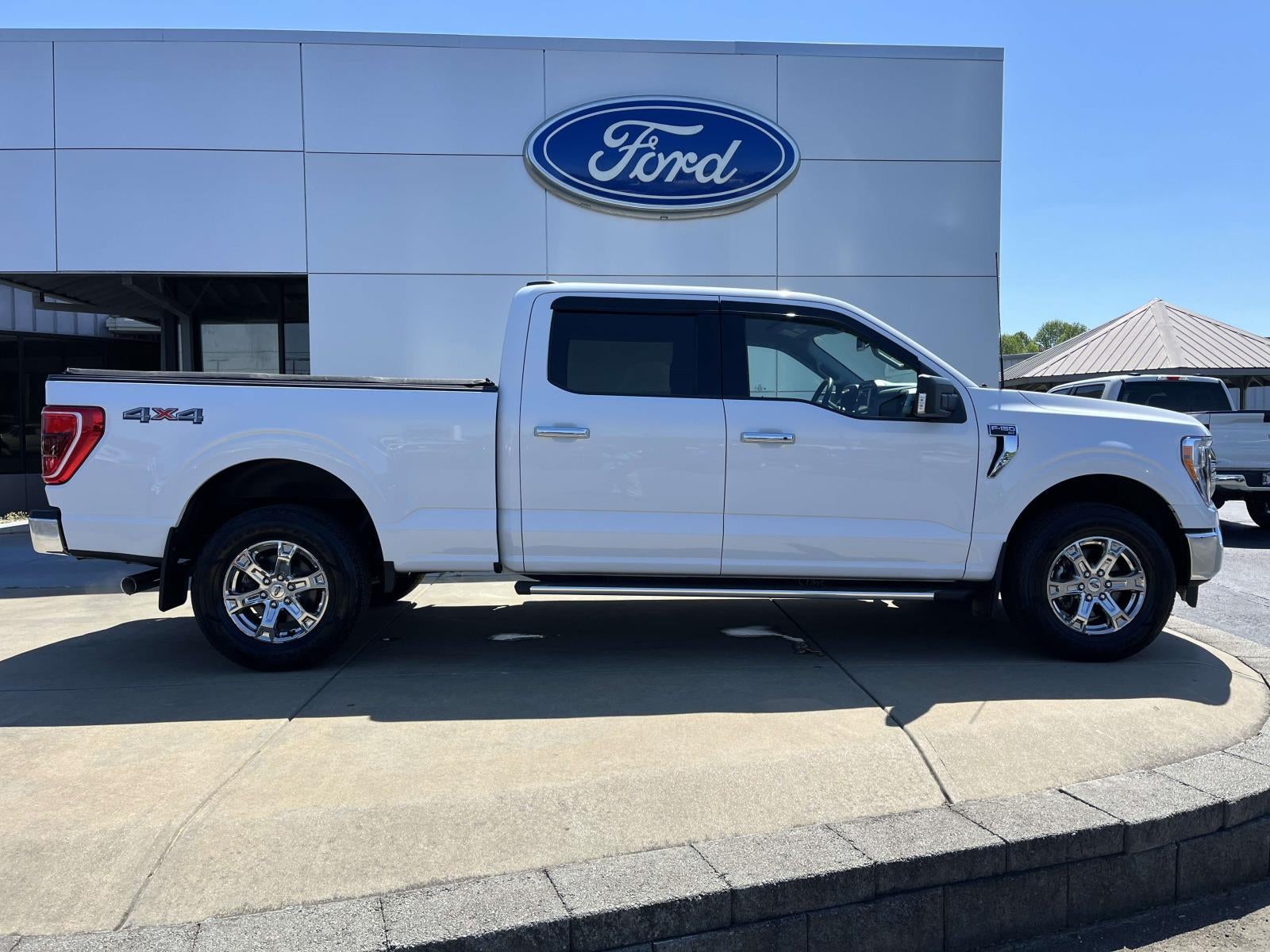 2022 Ford F-150 XLT 4WD SuperCrew 5.5' Box