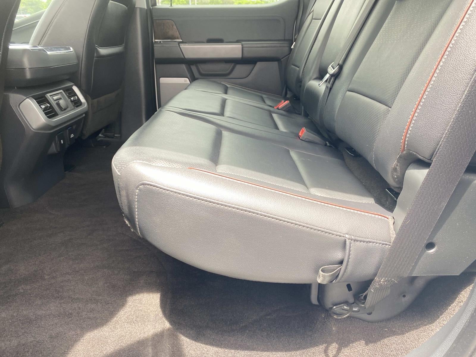 2022 Ford F-150 LARIAT 4WD SuperCrew 5.5' Box