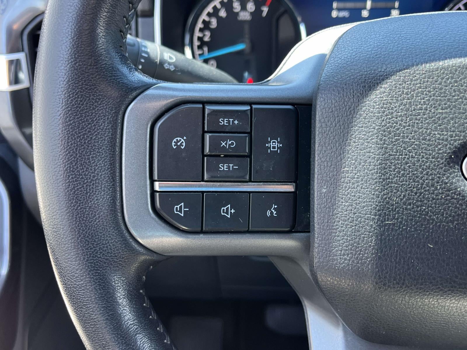 2022 Ford F-150 XLT 4WD SuperCrew 5.5' Box