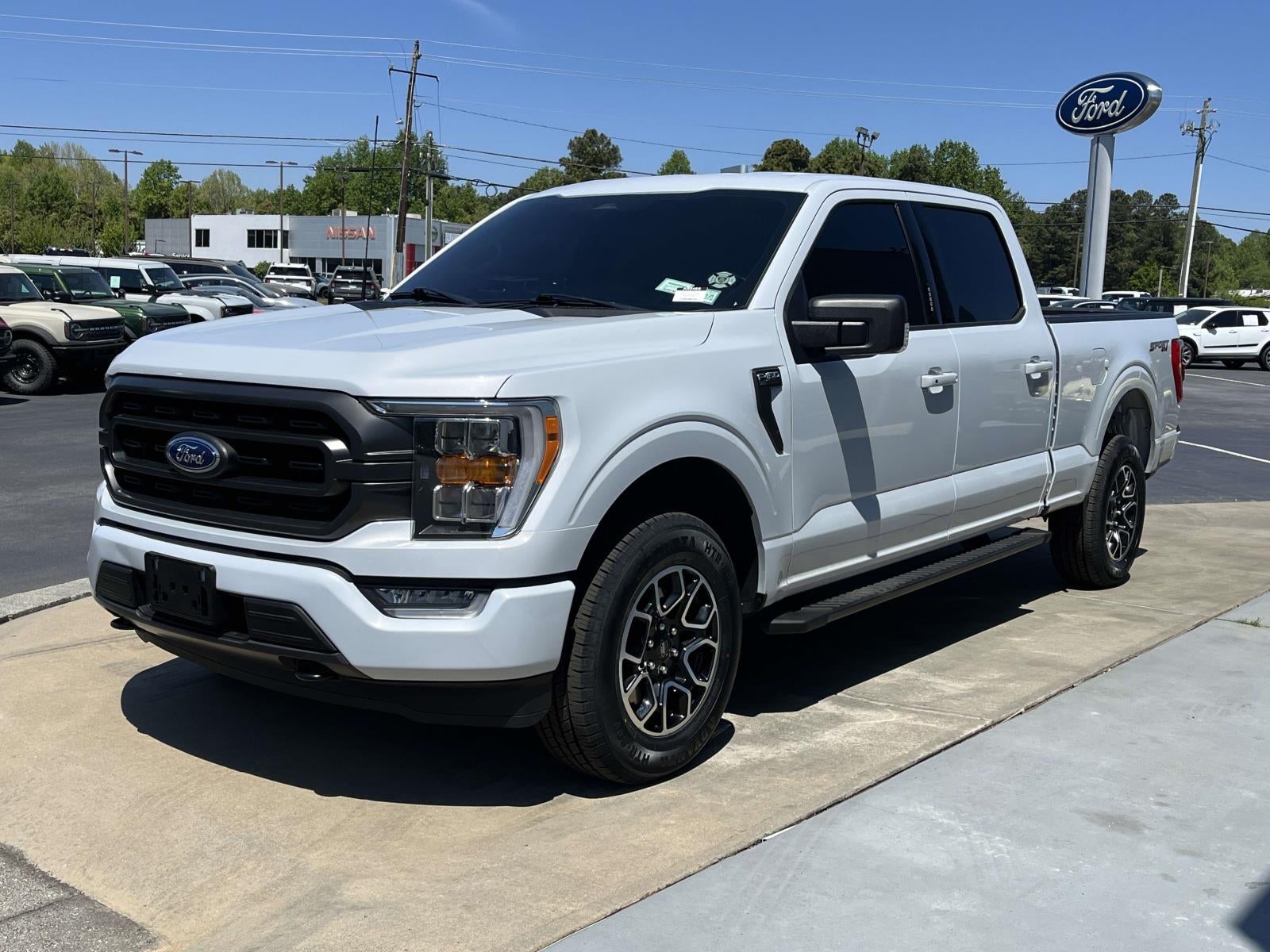 2022 Ford F-150 XLT 4WD SuperCrew 5.5' Box