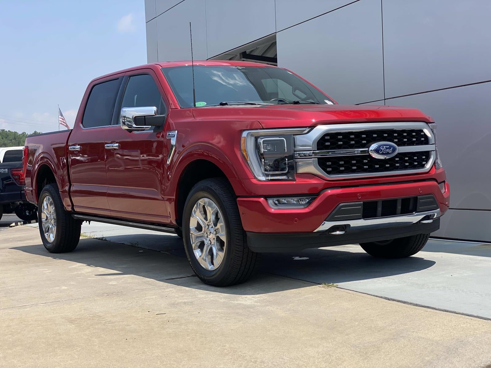 2023 Ford F-150 Platinum 4WD SuperCrew 5.5' Box
